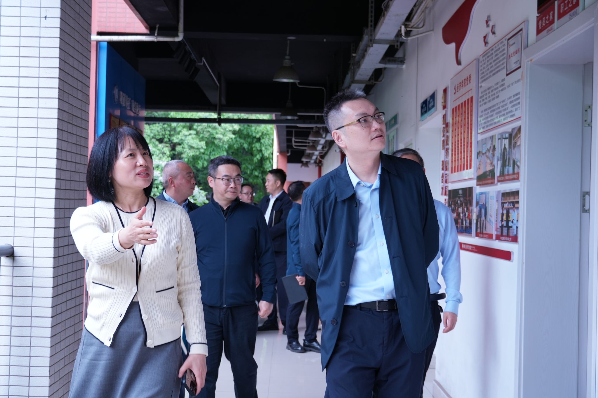 温涛董事长带队到英国上市公司365、金融学院开展学科、专业及一体化建设4.JPG